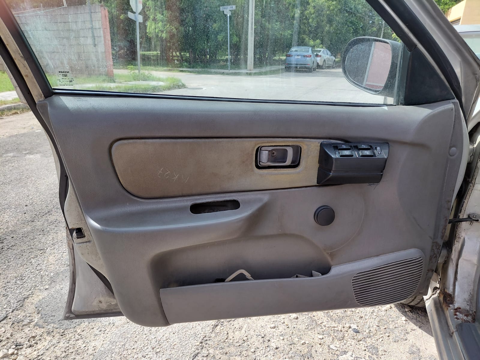 Manual de conversión de vidrios de automóvil de manuales a eléctricos