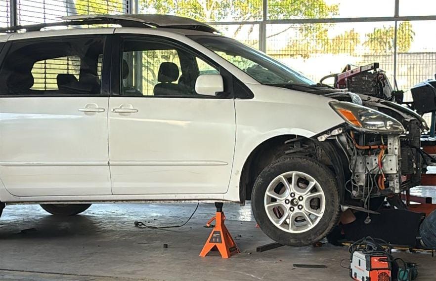 Conversión Sienna (sistema de combustión a sistema eléctrico)