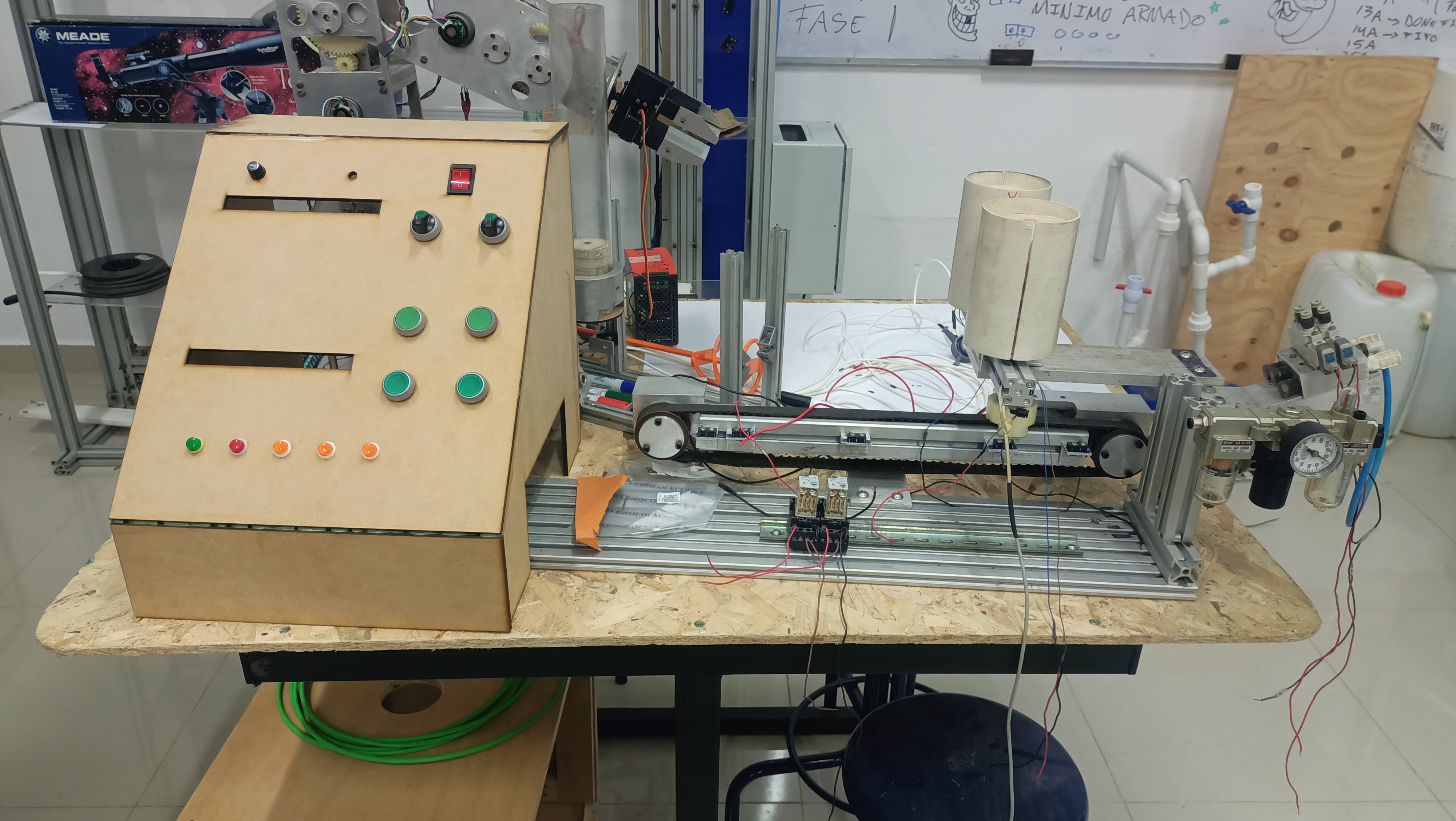 Dispensador automatizado de canicas